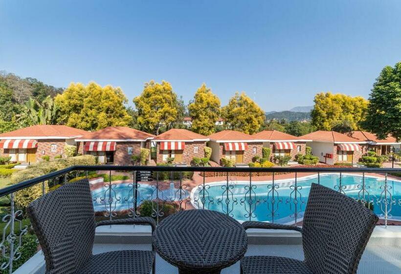 스탠다드 룸 풀장 전망, Country Inn Tarika Riverside Resort Jim Corbett