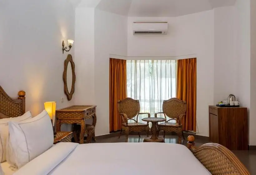 キャビン, Country Inn Tarika Riverside Resort Jim Corbett