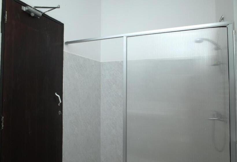 Pokój Standard Trzyosobowy, Twenty  Two Dazzle Bay