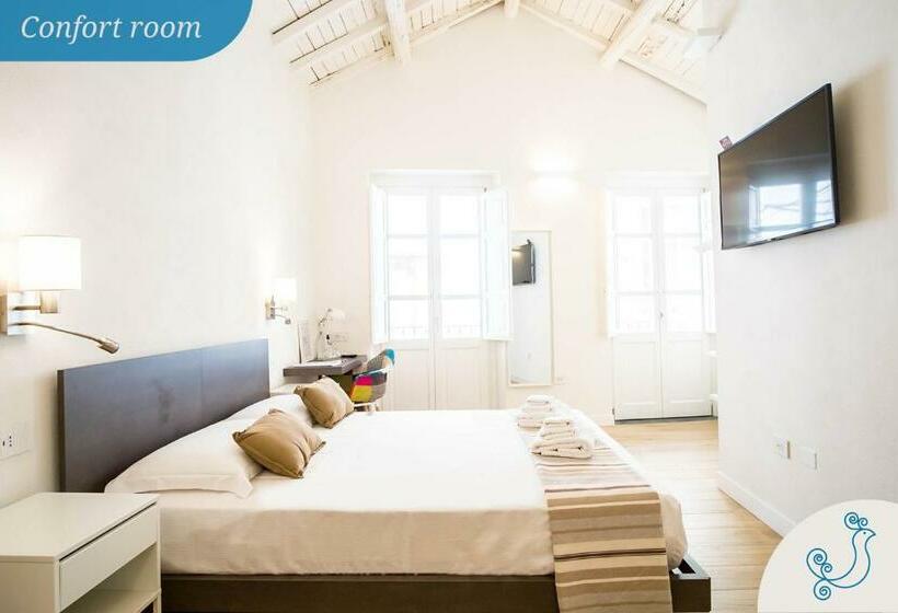 Трехместный Номер Комфорт, Karú Suites