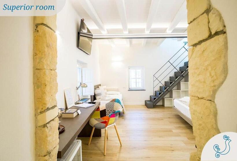 Трехместный Номер Superior, Karú Suites