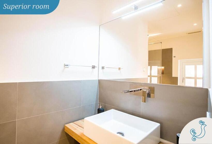 Трехместный Номер Superior, Karú Suites