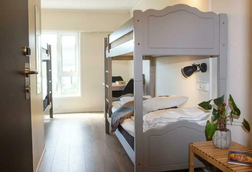 スタンダード４人部屋, Lillehammer Stasjonen Hostel