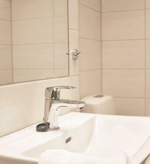 スタンダードトリプルルーム, Lillehammer Stasjonen Hostel