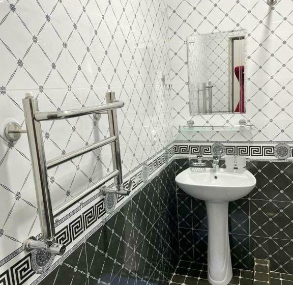 豪华房间, Chinara Guest House Airport