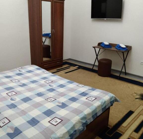 家庭套房, Chinara Guest House Airport