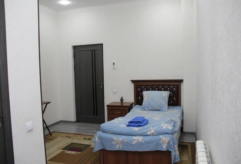 标准单人间, Chinara Guest House Airport
