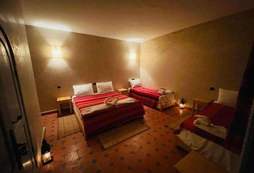 スタンダード４人部屋, Dar Boujdaa