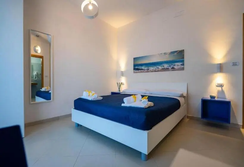 اتاق استاندارد سه تخته با بالکن, Sunsea Bed And Breakfast