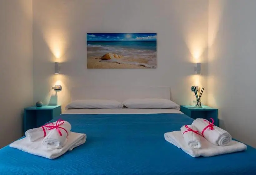 Standard Triple Room with Terrace, Sunsea Bed And Breakfast