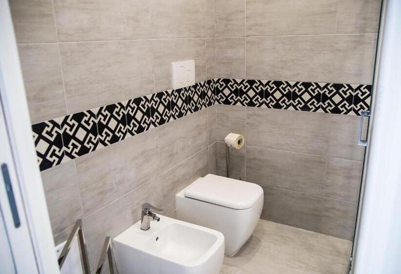 발코니 디럭스 룸, Maison De Julia Pompei