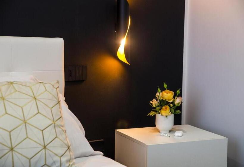 스탠다드 룸 풀장 전망, Maison De Julia Pompei