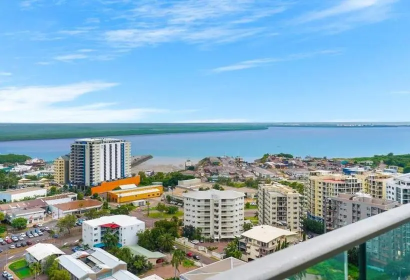 اتاق لوکس با بالکن و چشم‌انداز دریا, Darwin Harbour Suite