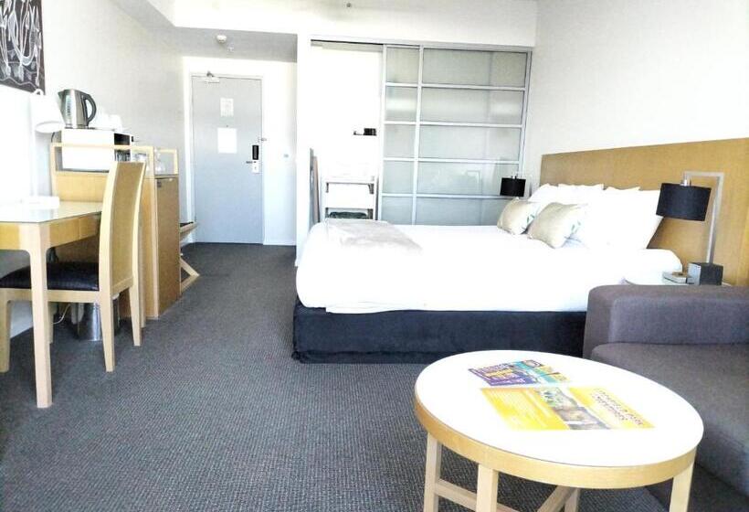 带大床的标准间, Darwin Harbour Suite