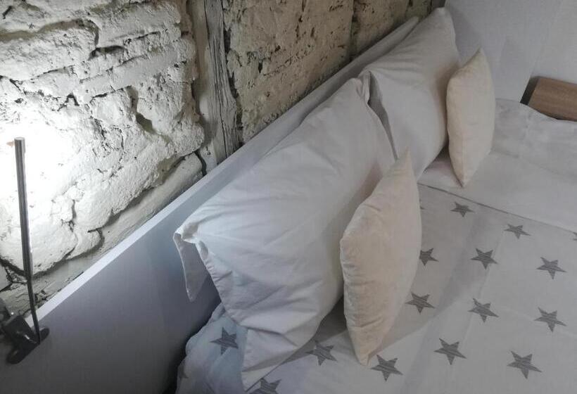 חדר סטנדרט, къща христини