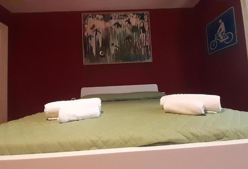 اتاق استاندارد, Home Sweet Home 1 Affittacamere Lucca