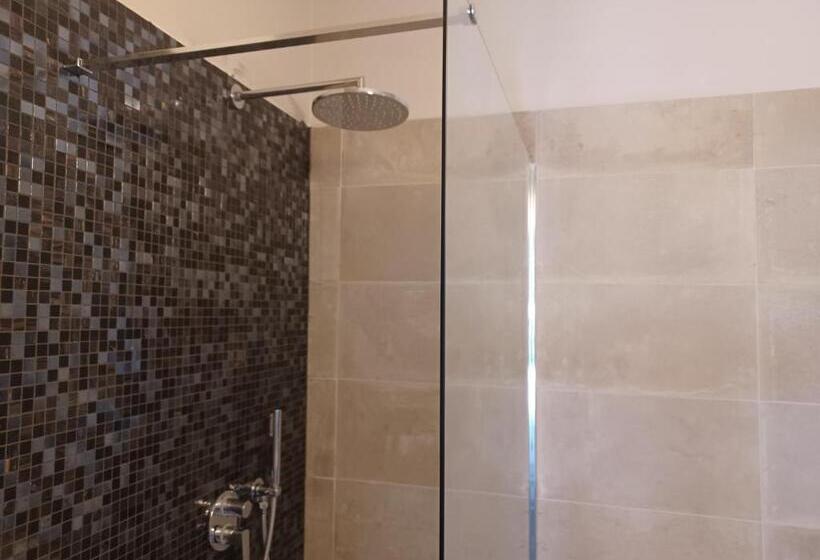 اتاق استاندارد یک نفره, Home Sweet Home 1 Affittacamere Lucca