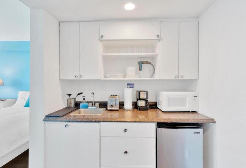 استودیوی استاندارد, Seastays Apartments
