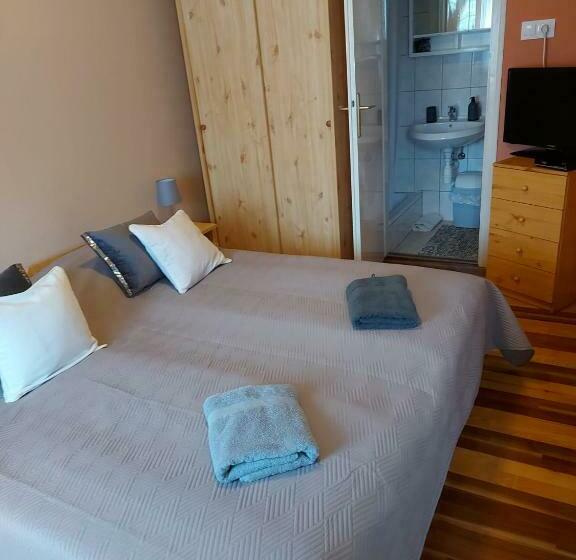 غرفة قياسية, Gästehaus Neumann