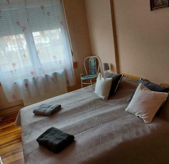 غرفة قياسية, Gästehaus Neumann