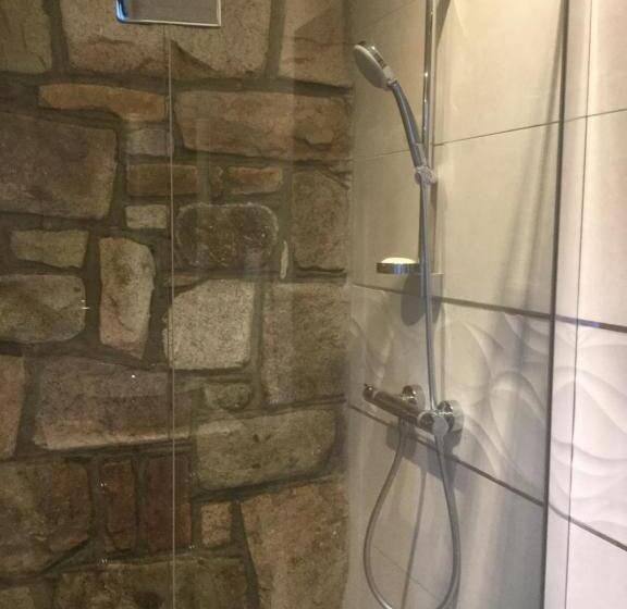 חדר דלוקס, Tullybeggs B&b