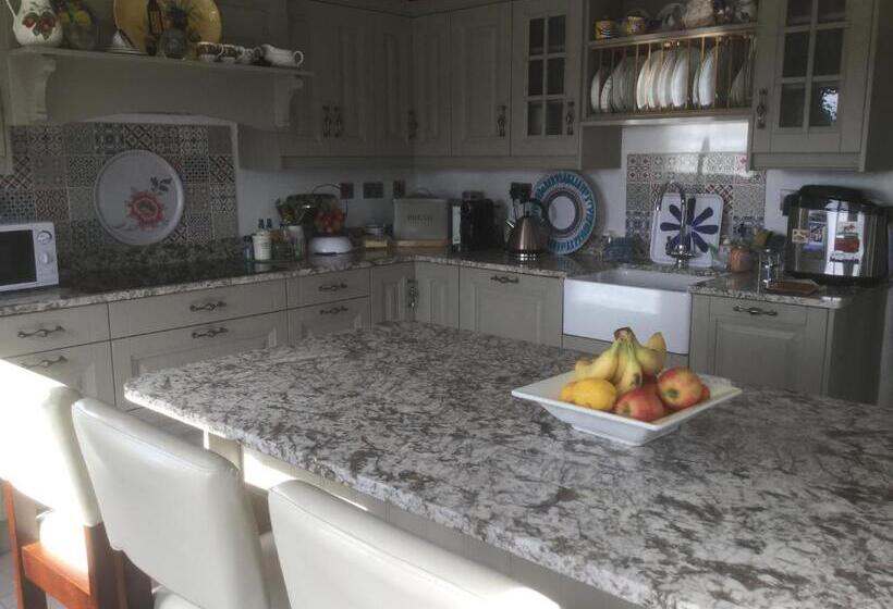 חדר דלוקס, Tullybeggs B&b