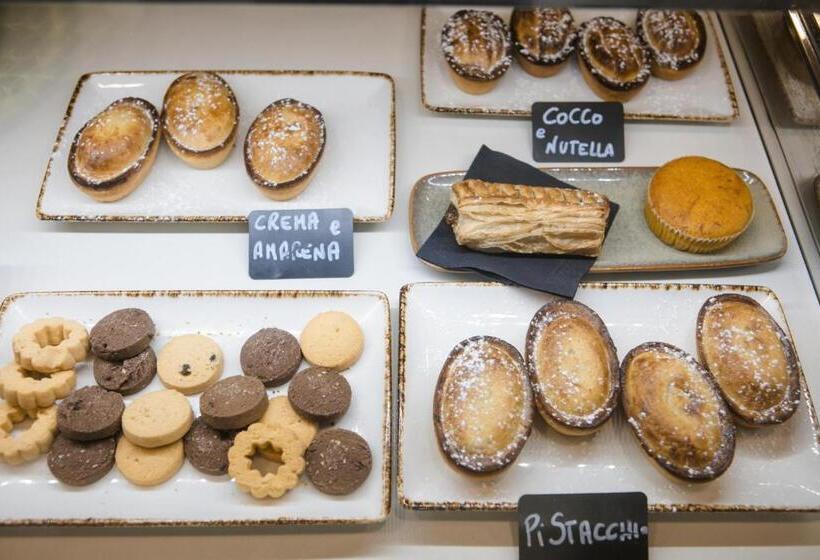 اتاق لوکس چهار تخته, B&b Palazzo Storico Di Nicola