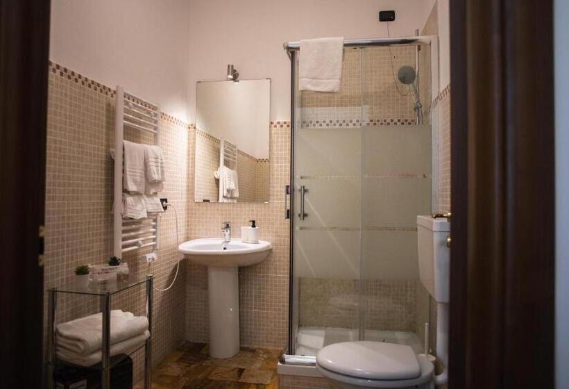 اتاق استاندارد با تخت بزرگ, B&b Palazzo Storico Di Nicola