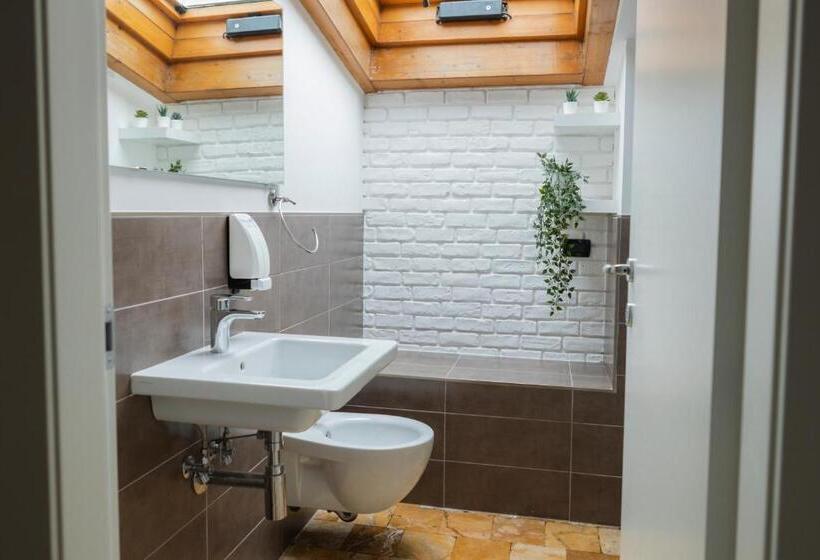 اتاق لوکس چهار تخته, B&b Palazzo Storico Di Nicola