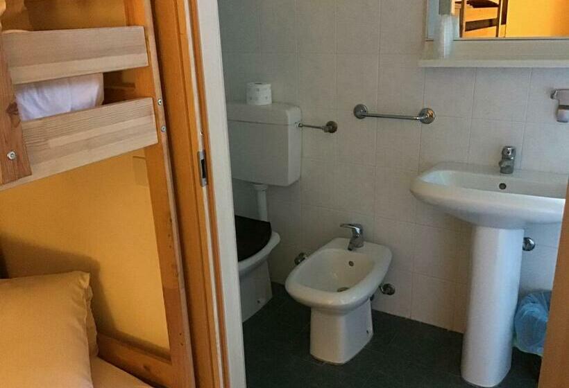 ファミリールーム, Ostello Mirabeau