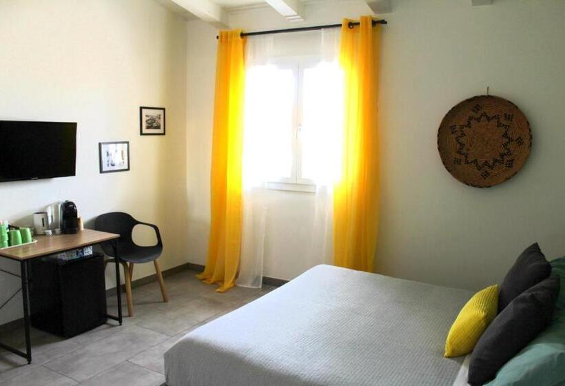 اتاق استاندارد, Citroom Green City Rooms