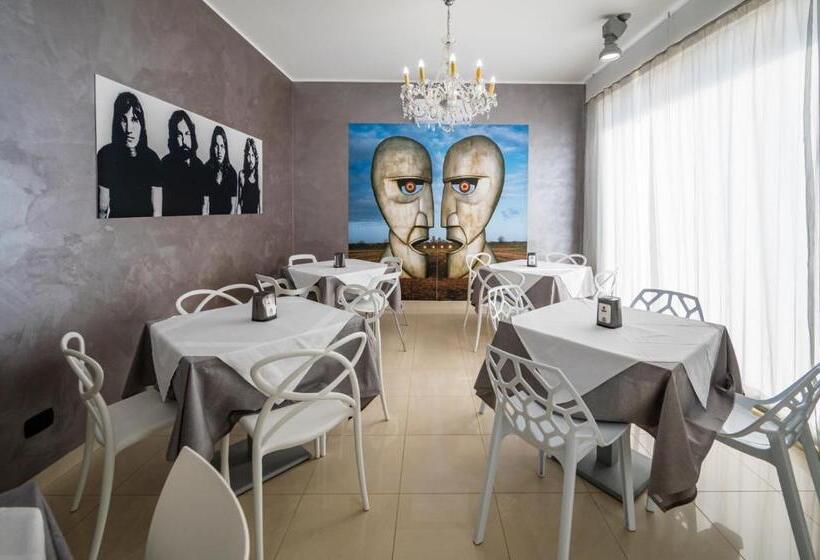 سوییت جونیور, Villa Floyd Charming Rooms B&b