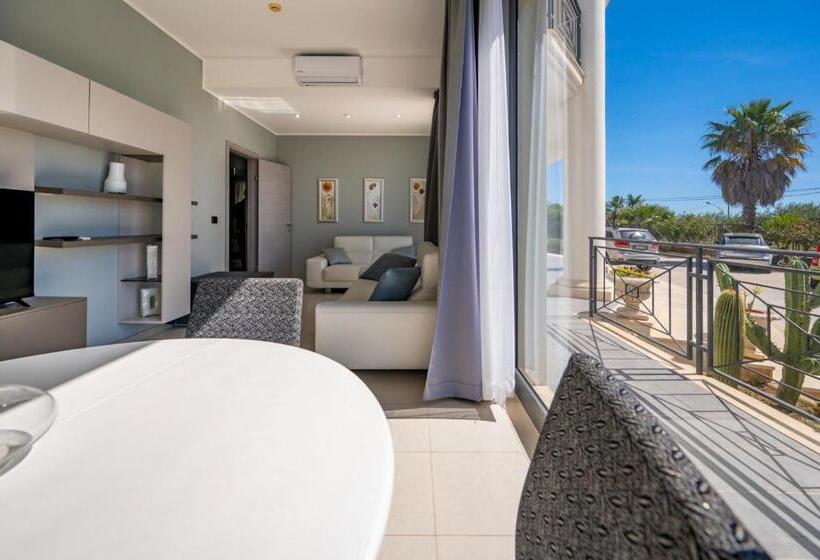 سوییت جونیور, Villa Floyd Charming Rooms B&b