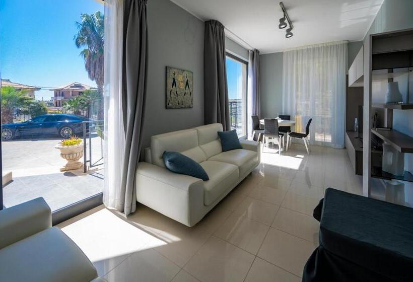 سوییت جونیور, Villa Floyd Charming Rooms B&b