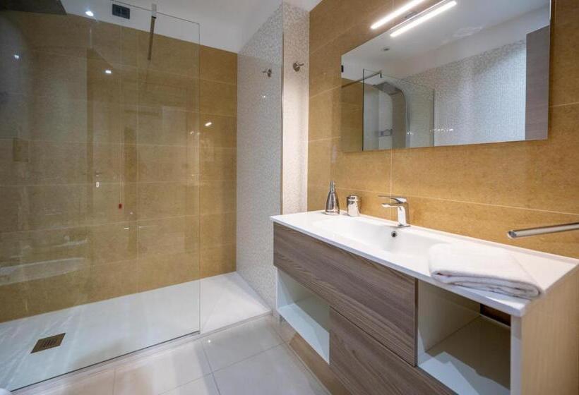 Полулюкс, Villa Floyd Charming Rooms B&b