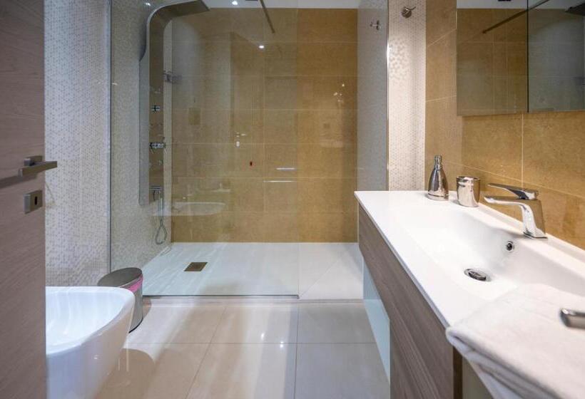 سوییت جونیور, Villa Floyd Charming Rooms B&b