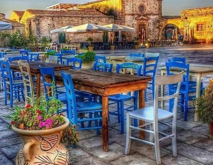 اتاق لوکس با بالکن, Villa Floyd Charming Rooms B&b