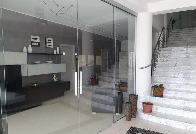 اتاق استاندارد با بالکن, Villa Floyd Charming Rooms B&b