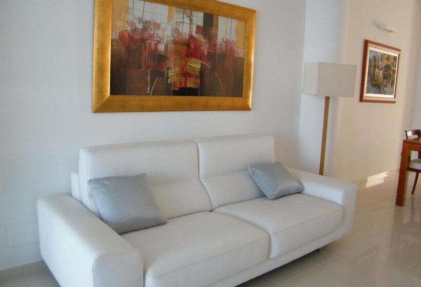 اتاق استاندارد با بالکن, Villa Floyd Charming Rooms B&b