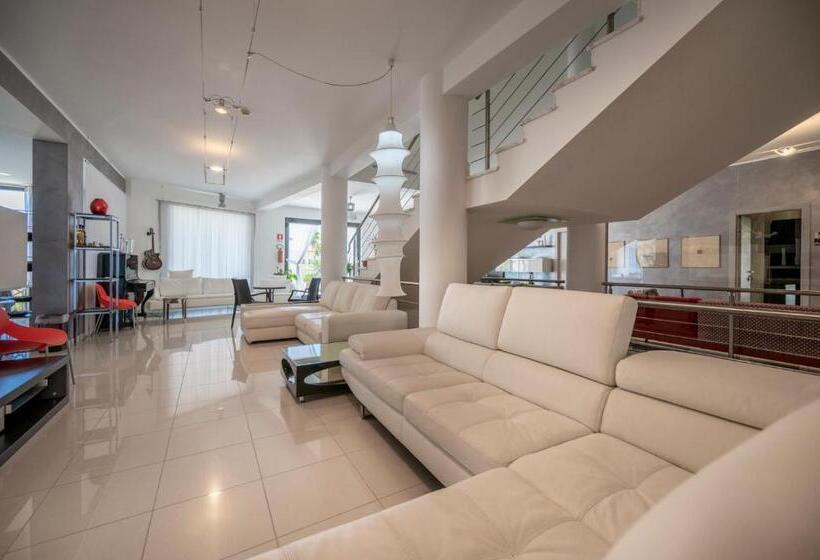 اتاق سوپریور چهار تخته, Villa Floyd Charming Rooms B&b