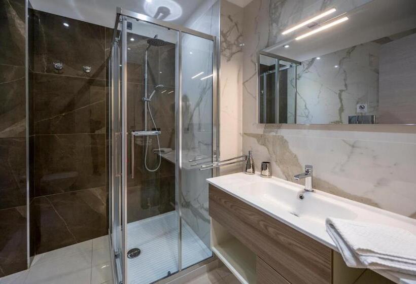 اتاق سوپریور چهار تخته, Villa Floyd Charming Rooms B&b