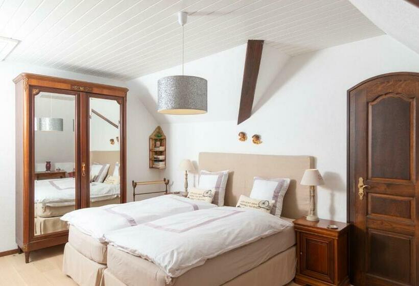 패밀리 룸, B&b L Eden