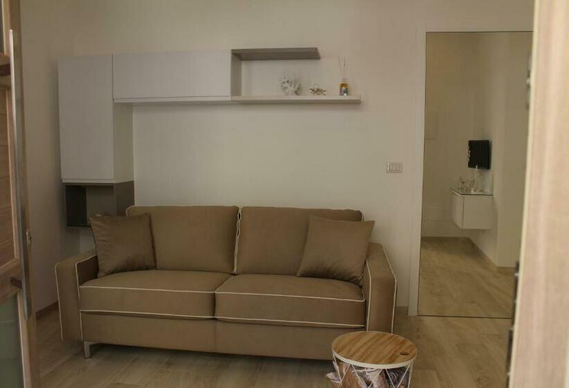 اتاق لوکس, Home You&me