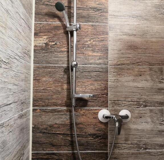 חדר סטנדרט לשלושה עם מרפסת, Penzion U šmídů Náměstí