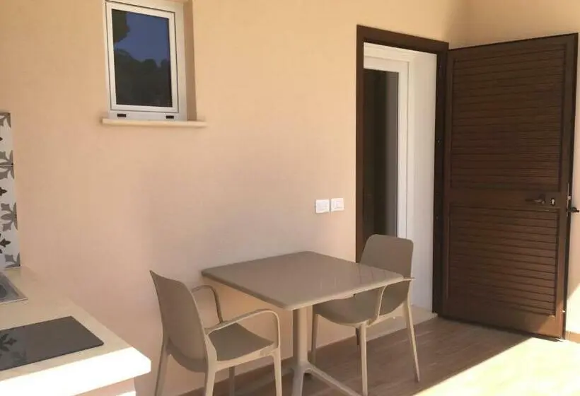 テラス付き１ベッドルームアパートメント, Salsedine Tropea Capo Vaticano