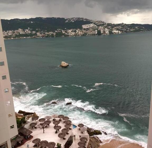 Deluxe Suite Sea View, Suite En Torres Gemelas Vista Al Mar