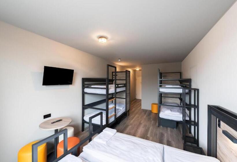 家庭间, a&o Stuttgart City