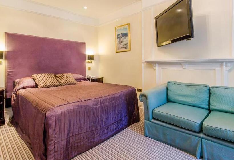 سوییت جونیور, La Place