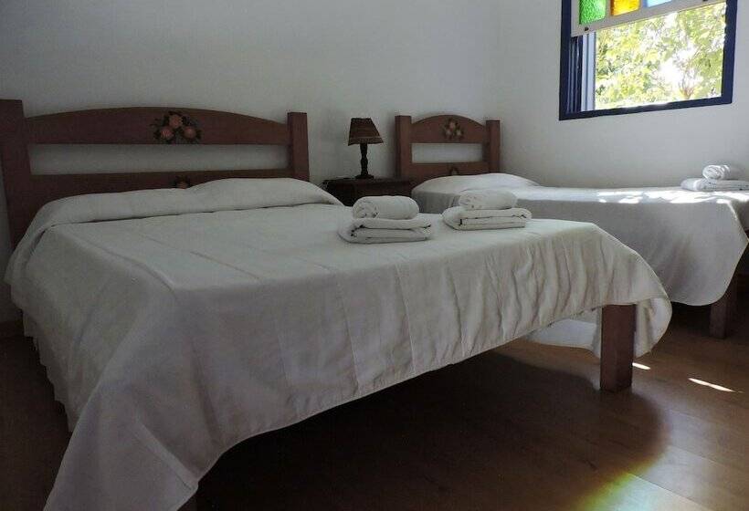 اتاق استاندارد سه نفره, Ponta Do Morro