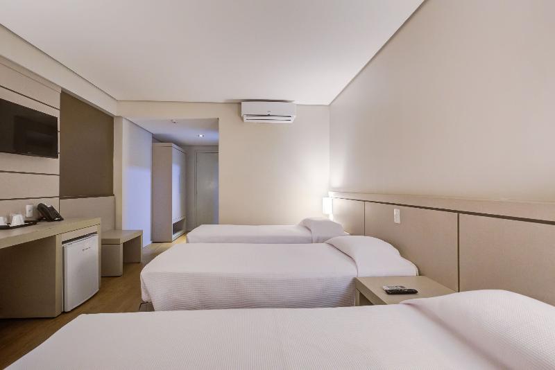 Quarto Triplo Superior, Viale Tower